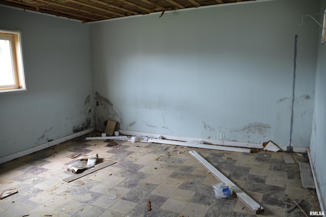 926 N Charles St, Macomb, IL 61455 - view of empty room