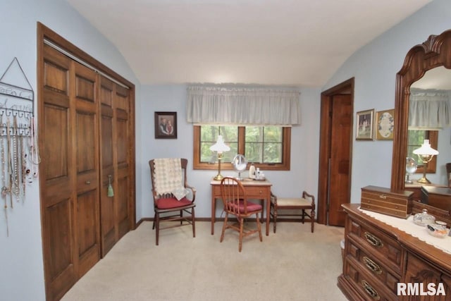 1402 W Grandridge Dr, Dunlap, IL 61525 - sitting room featuring vaulted ceiling and light colored carpet