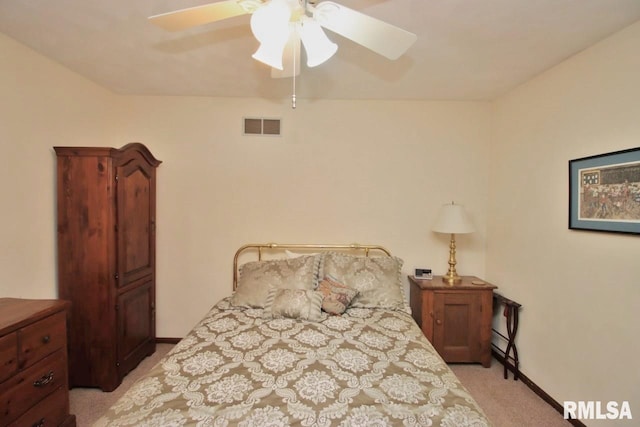 1402 W Grandridge Dr, Dunlap, IL 61525 - bedroom with light carpet and a ceiling fan