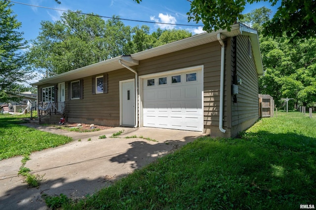 105 E 9th St, Delavan, IL 61734 - photo 3