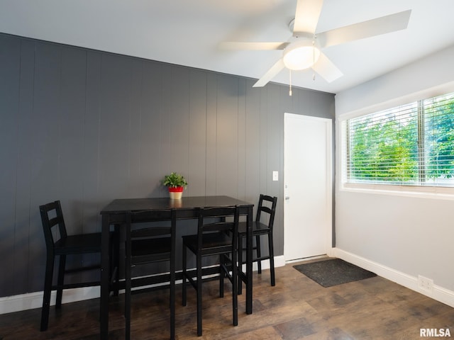 1600 W Willcox Ave, Peoria, IL 61604 - dining room featuring a ceiling fan and wood finished floors