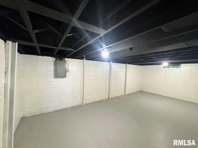 4107 N Hollyridge Cir, Peoria, IL 61614 - unfinished below grade area featuring electric panel