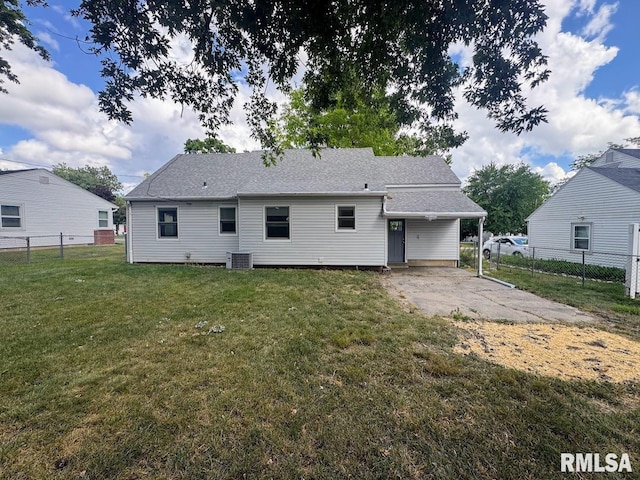 4107 N Hollyridge Cir, Peoria, IL 61614 - rear view of house
