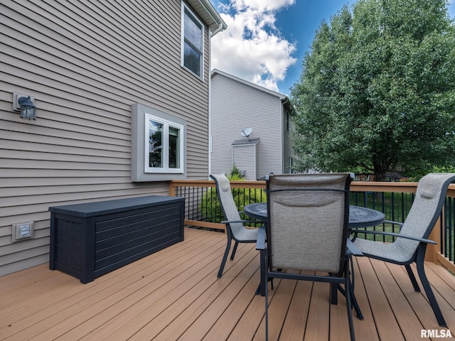 11014 N Saddlehorn Way, Dunlap, IL 61525 - deck with outdoor dining area
