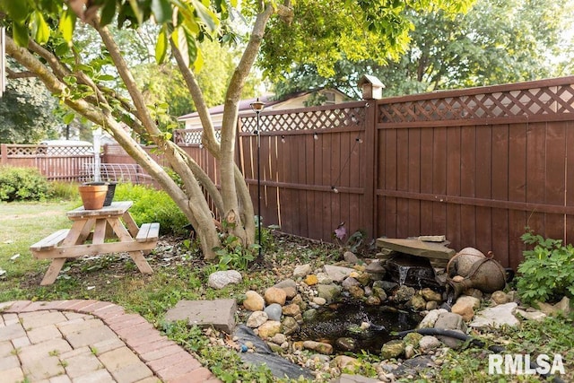 306 W Fremont St, Elmwood, IL 61529 - view of fenced backyard