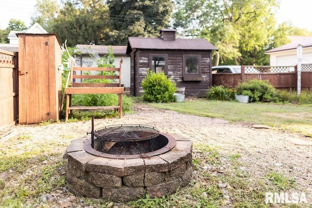 306 W Fremont St, Elmwood, IL 61529 - view of yard with a fire pit