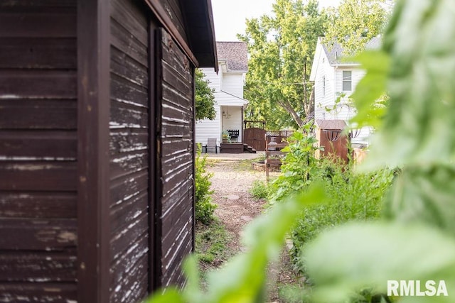 306 W Fremont St, Elmwood, IL 61529 - view of yard