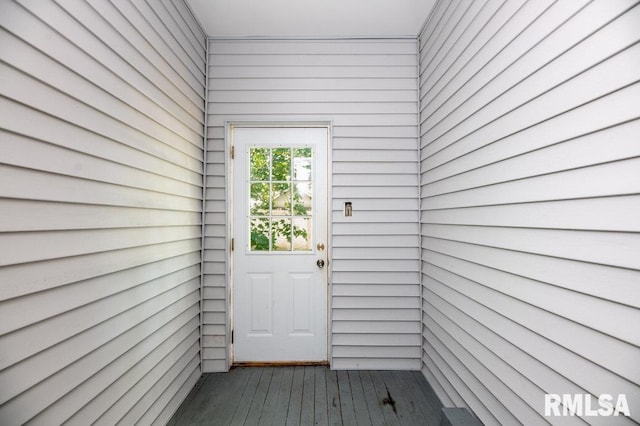 1121 N University St, Peoria, IL 61606 - doorway to property