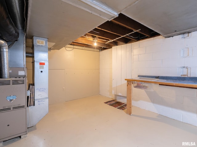 1108 Summer St, Pekin, IL 61554 - view of unfinished below grade area