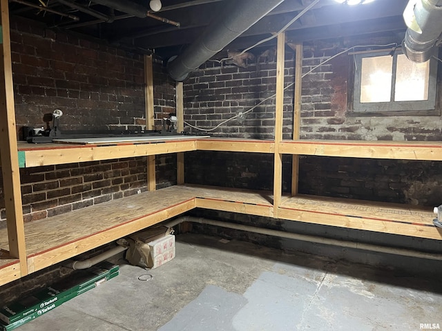 236 W Grant St, Macomb, IL 61455 - storage room with a sauna