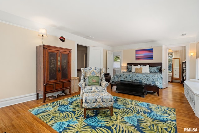 1227 W Barker Ave, Peoria, IL 61606 - bedroom with wood finished floors