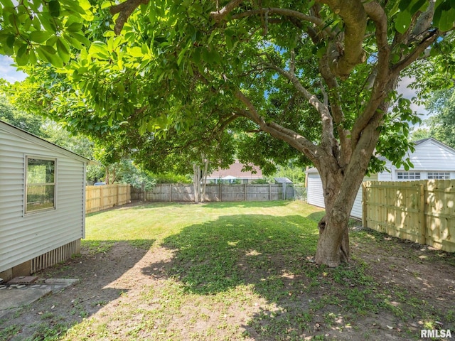 3 Starcevich Ct, Pekin, IL 61554 - view of fenced backyard