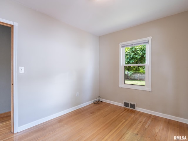 3 Starcevich Ct, Pekin, IL 61554 - unfurnished room featuring light wood-type flooring and baseboards