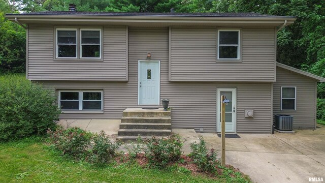 18196 River Rd, Danvers, IL 61732 - photo 1
