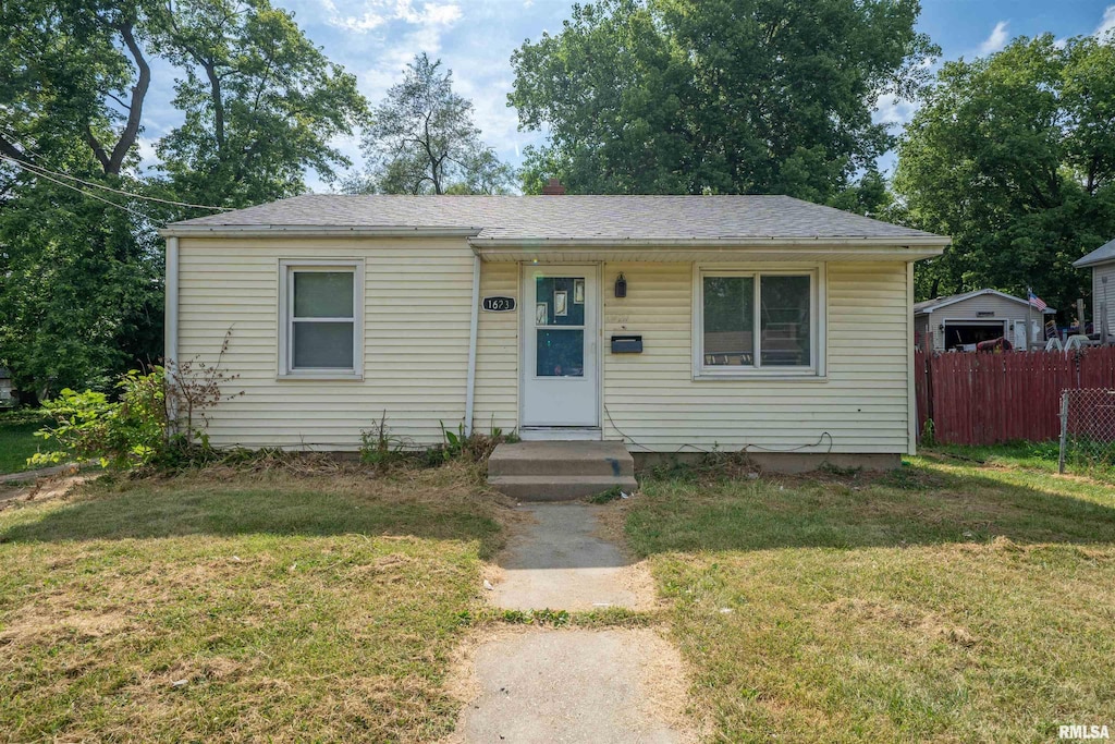 1623 N Broadway St, Peoria, IL 61604 - photo 1