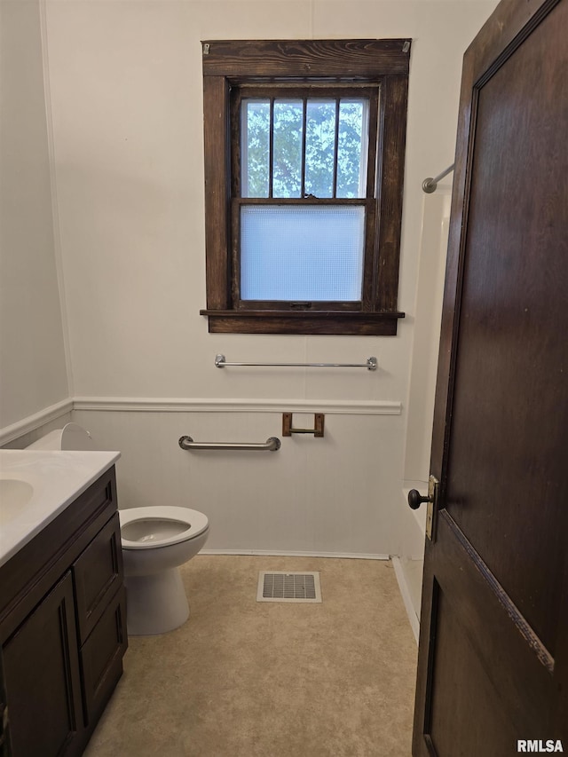 1113 S 5th St, Pekin, IL 61554 - bathroom featuring vanity and toilet