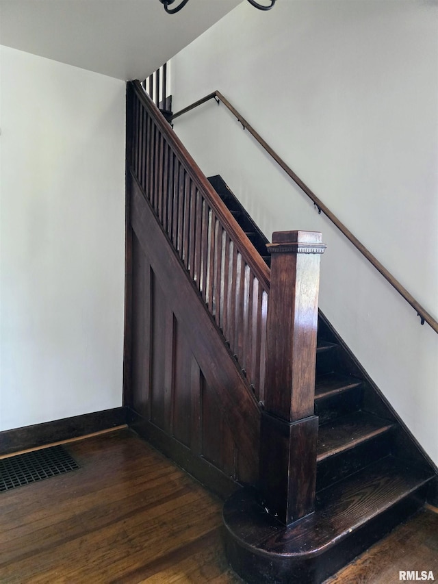 1113 S 5th St, Pekin, IL 61554 - stairway with wood finished floors and baseboards