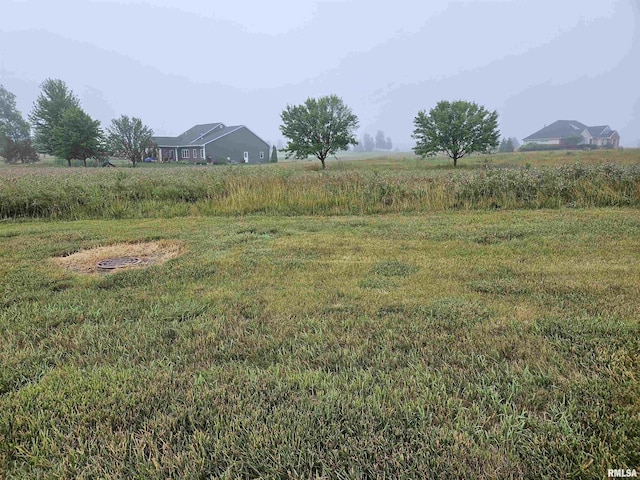 917 Ring Dr, Metamora, IL 61548