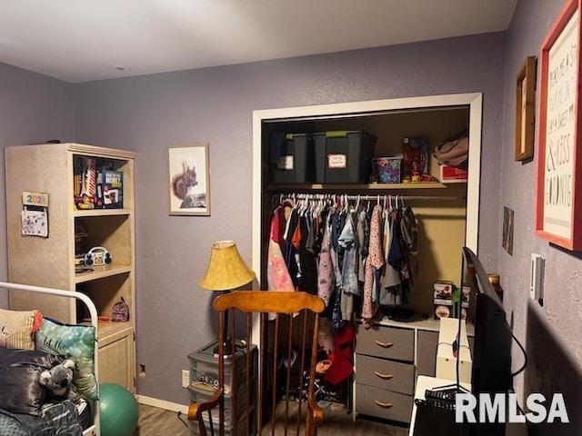 1415 E Sycamore St, Canton, IL 61520 - bedroom with wood finished floors and baseboards