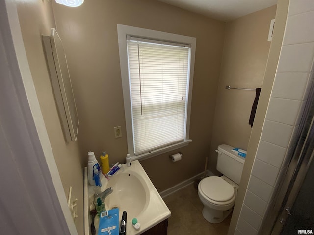 8701-8703 N Picture Ridge Rd, Peoria, IL 61615 - bathroom with toilet and vanity