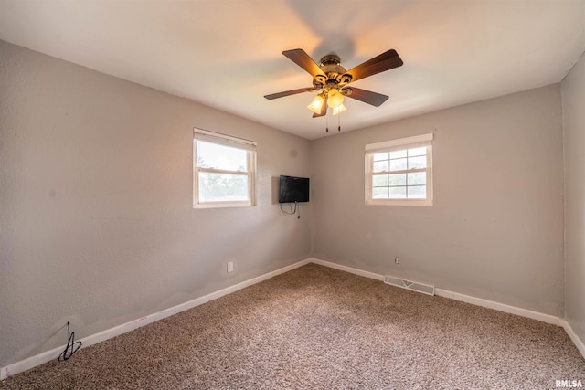 6822 N Kimberly Dr, Peoria, IL 61614 - unfurnished room with carpet flooring and ceiling fan