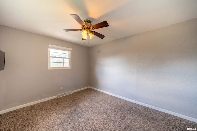 6822 N Kimberly Dr, Peoria, IL 61614 - empty room with carpet flooring and a ceiling fan