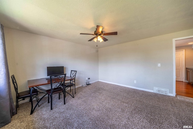 6822 N Kimberly Dr, Peoria, IL 61614 - carpeted office space with ceiling fan and baseboards