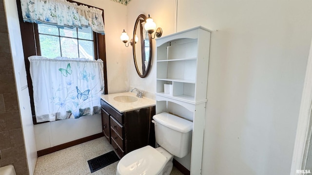 1113 N Summit Blvd, Peoria, IL 61606 - bathroom featuring toilet and vanity