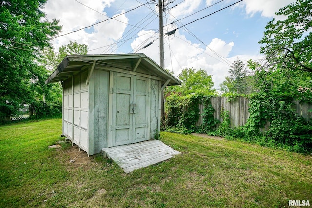 2705 W Millbrook Ct, Peoria, IL 61615 - view of shed