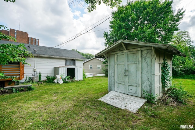 2705 W Millbrook Ct, Peoria, IL 61615 - view of shed