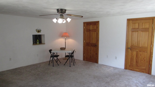 728 Hanna Dr, Pekin, IL 61554 - carpeted dining space featuring ceiling fan