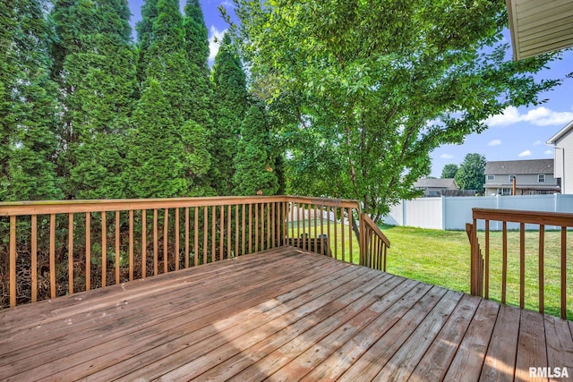 1129 Stonelake Ct, Metamora, IL 61548 - wooden terrace with a fenced backyard