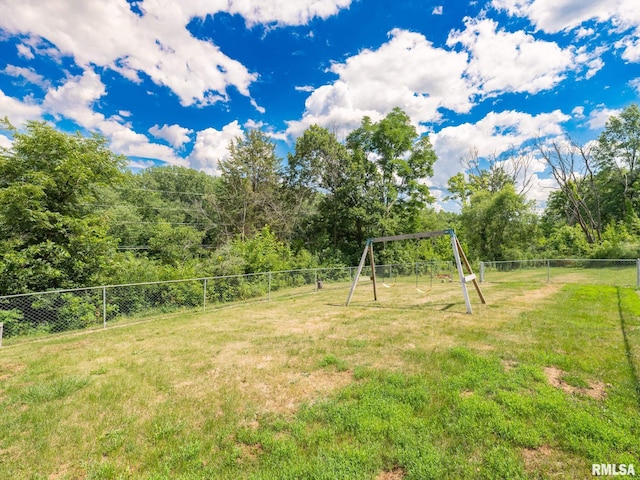 797 State Route 29th Hwy, Sparland, IL 61565 - view of yard with a forest view