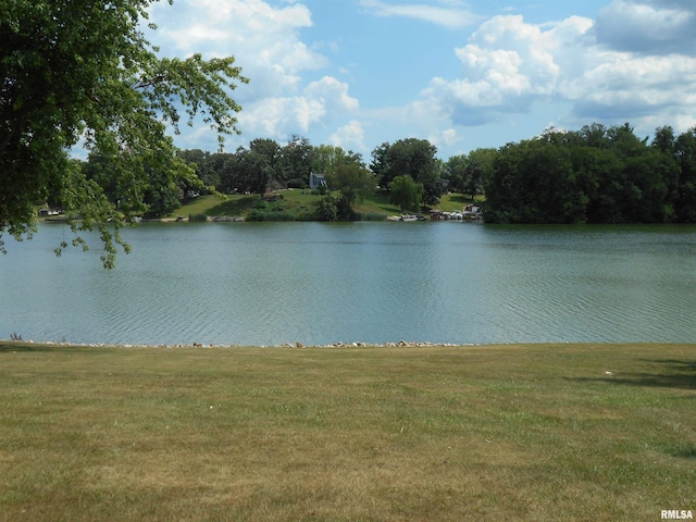 140 Palemino Ln, Avon, IL 61415 - water view