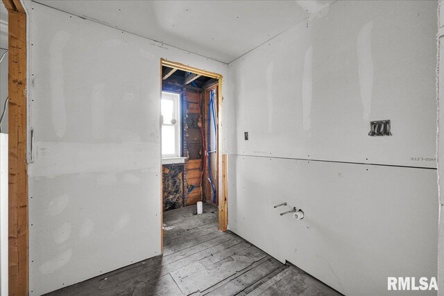310 W Martin St, Abingdon, IL 61410 - empty room with light wood-style flooring