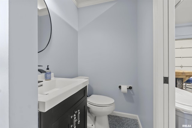 2815 W Windpointe Dr, Peoria, IL 61614 - bathroom with vanity and ornamental molding