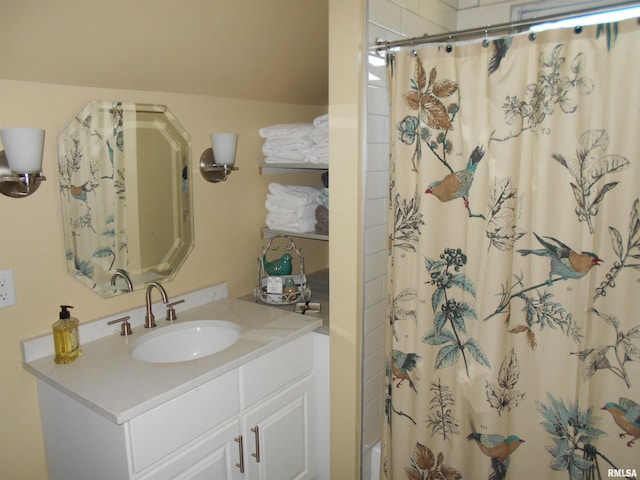 994 N Crafford St, Bushnell, IL 61422 - bathroom featuring vanity and curtained shower