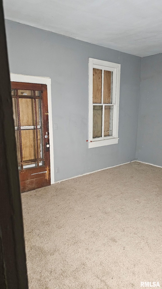 1509 S Western Ave, Peoria, IL 61605 - unfurnished room with carpet floors