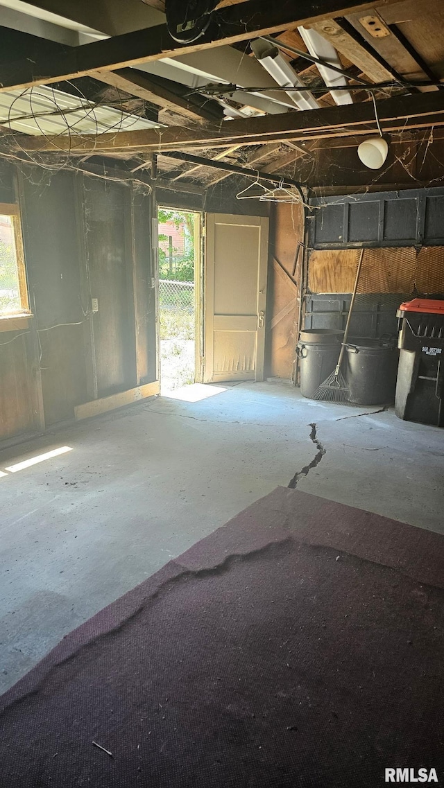 1509 S Western Ave, Peoria, IL 61605 - view of garage
