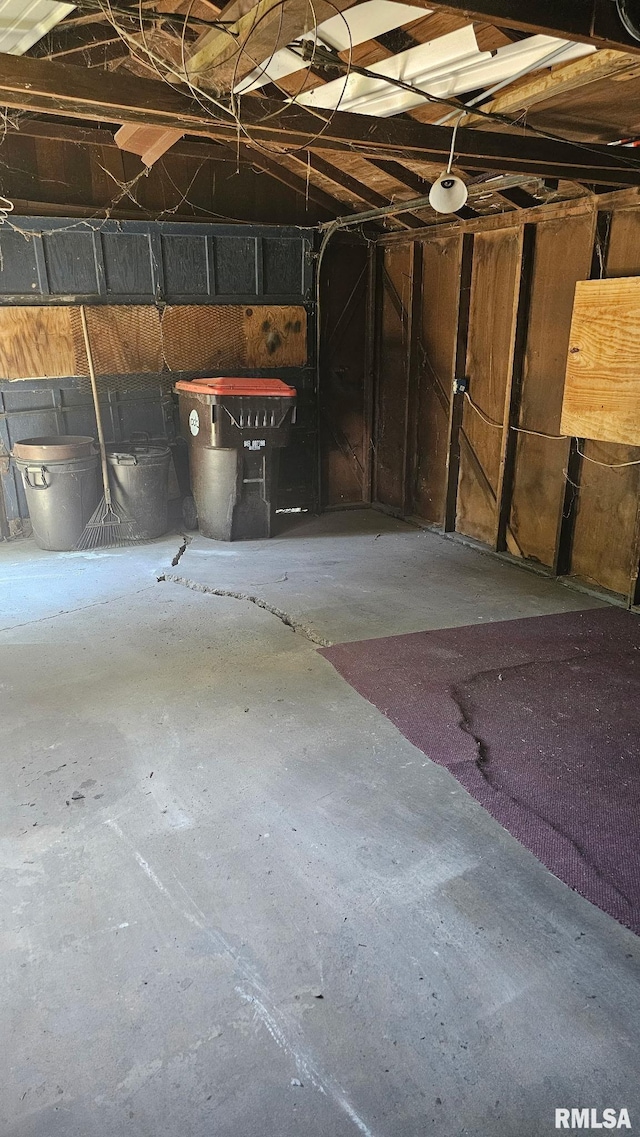 1509 S Western Ave, Peoria, IL 61605 - view of garage