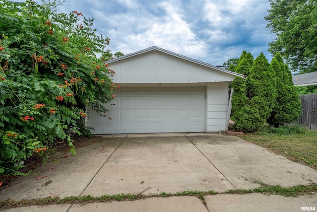 1922 W Rohmann Ave, West Peoria, IL 61604 - view of garage