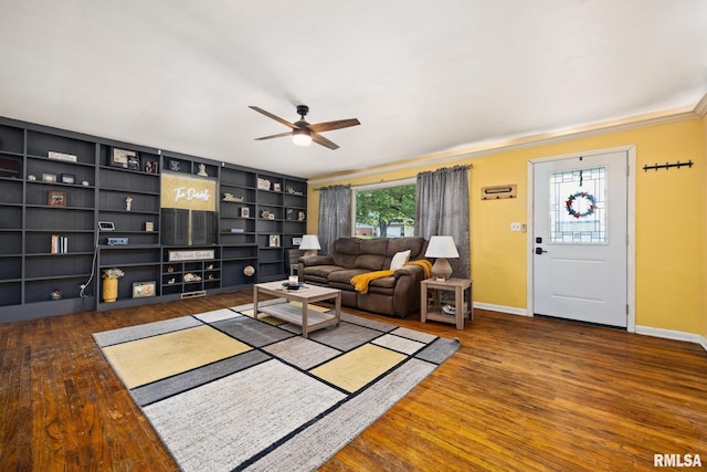 3819 N Saymore Ln, Peoria, IL 61615 - living room featuring hardwood / wood-style floors, ceiling fan, and crown molding