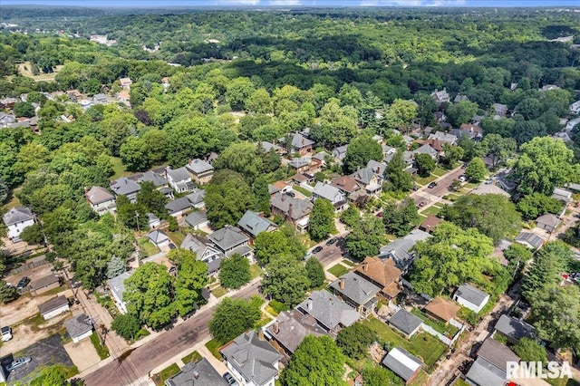 1027 N Maplewood Ave, Peoria, IL 61606 - aerial view of residential area with a heavily wooded area
