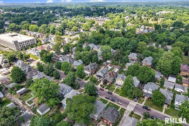 1027 N Maplewood Ave, Peoria, IL 61606 - aerial overview of property's location featuring nearby suburban area