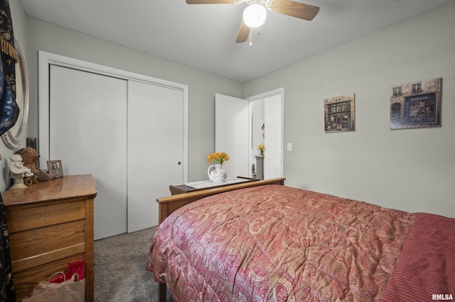 2227 W Westport Rd, Peoria, IL 61615 - carpeted bedroom with a closet and a ceiling fan