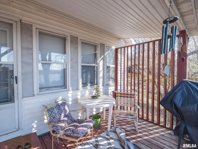 6334 Macs Rd, Manito, IL 61546 - deck with grilling area