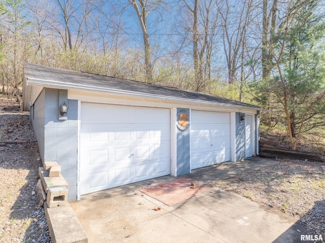 6334 Macs Rd, Manito, IL 61546 - view of detached garage