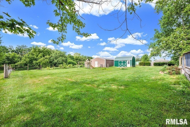 14100 Glasford-Canton Rd, Glasford, IL 61533 - view of yard featuring a shed
