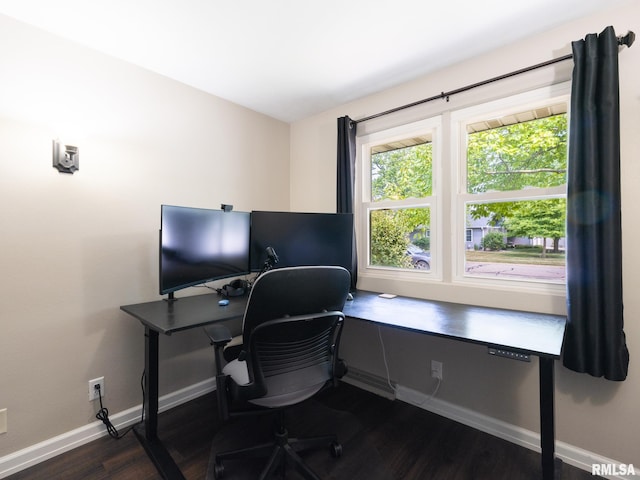 1100 Hampton Rd, Washington, IL 61571 - office space featuring dark wood finished floors and baseboards
