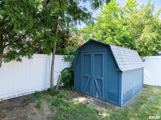 1100 Hampton Rd, Washington, IL 61571 - view of shed featuring a fenced backyard